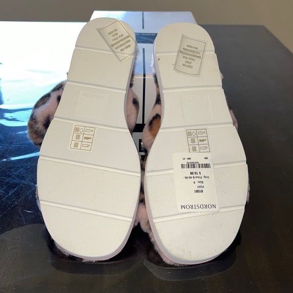 Dolce vita Pink leopard fluffy slides. Size 8. Never worn. - Picture 2 of 3